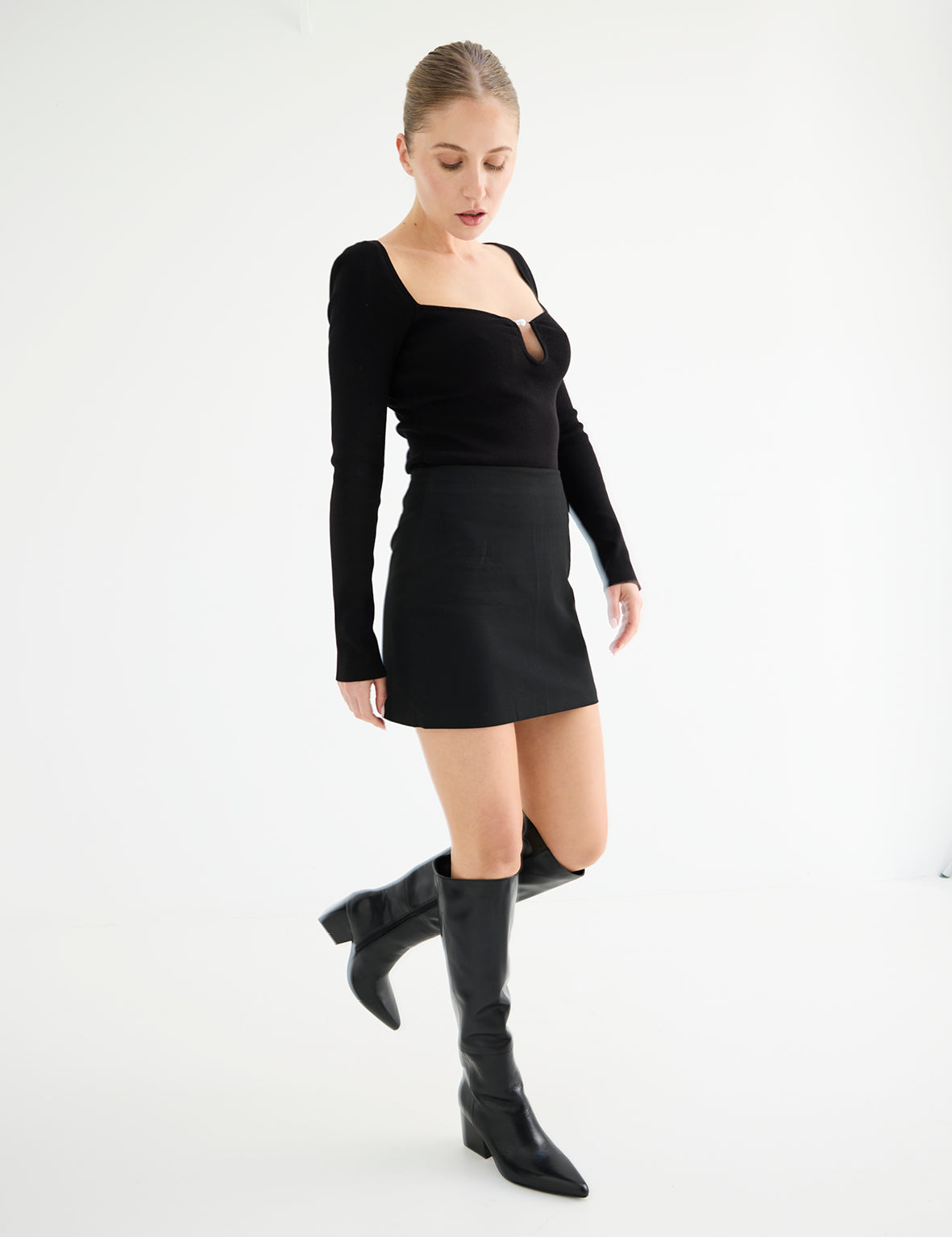 Leone Knee High Boot - Black