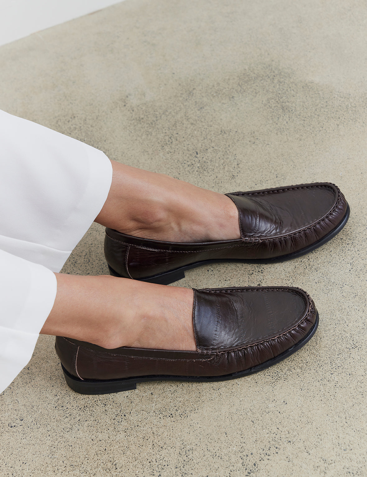 Maria Loafer - Vintage Pepper