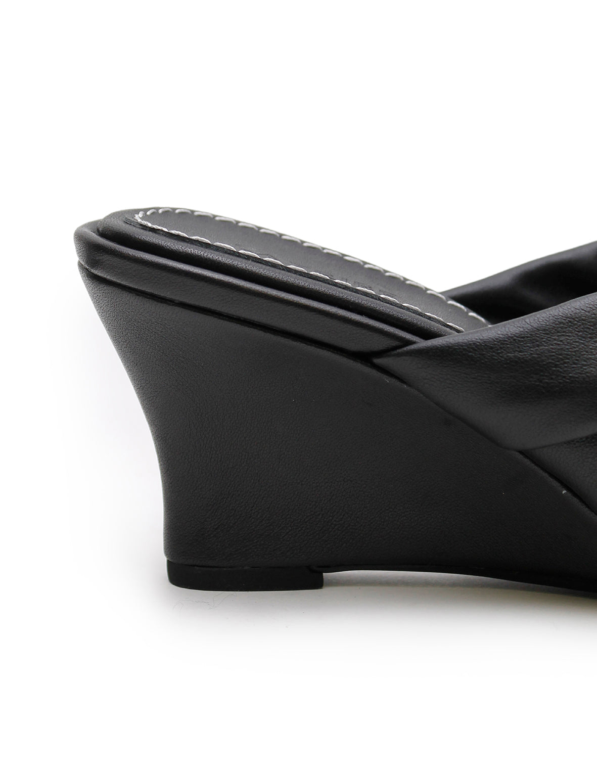 Wynn Wedge - Black